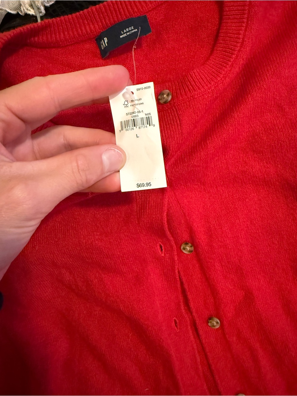 GAP Red Ribbed V-Neck Button-Front Sweater - Picture 4 of 4